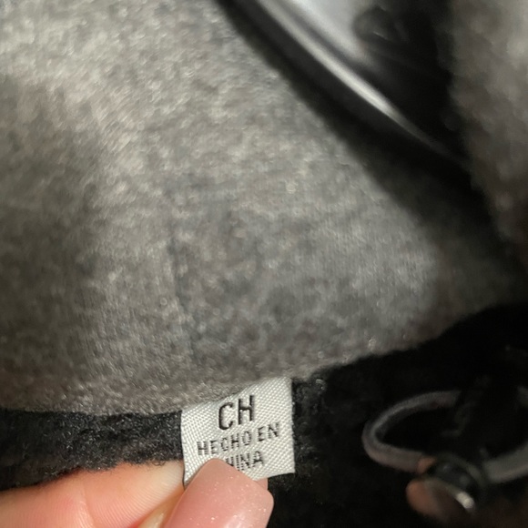 Levi’s Jacket - Picture 3 of 9